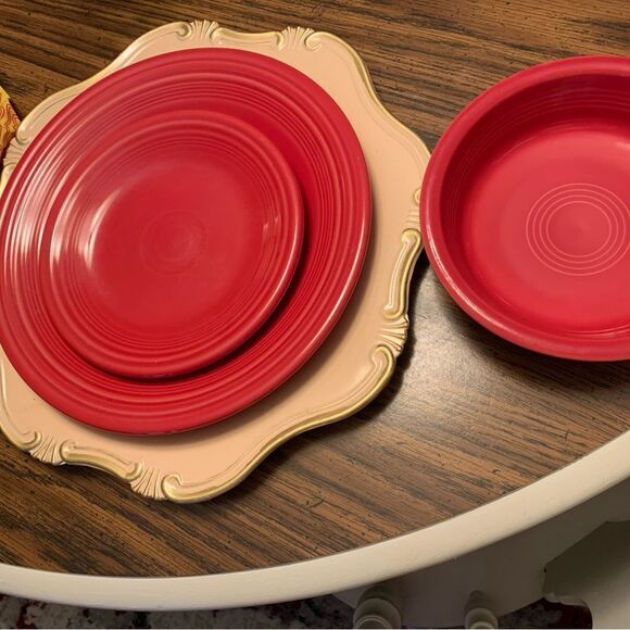 FIESTA 3pc Classic Dinnerware Set. NWOT (used as display only) - Picture 3 of 4